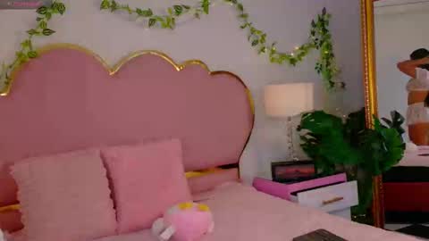 Welcome Im yosein  Your love is my passion activate it with your tips and enjoy with me online show from November 2025 09:06:02 PM