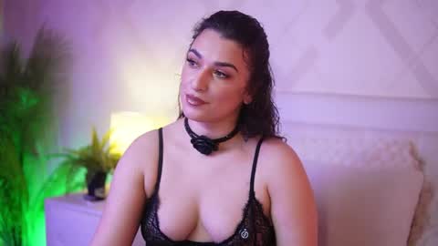  Emma  online show from April 2026 07:33:01 PM