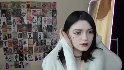 Emma online show from November 2025 07:38:02 AM