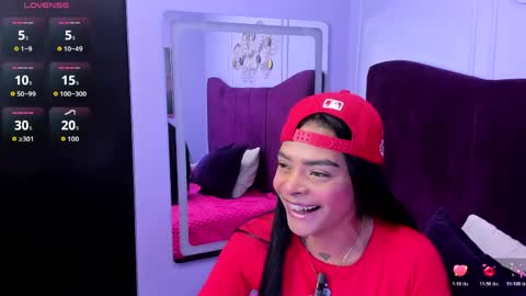 Snapshot of emmaebony_ chatting on April 2026 12:58:02 PM emmaebony_ online show from April 2026 12:58:02 PM