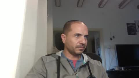 Snapshot of emmagold123 chatting on March 2025 11:18:02 AM Ariel online show from March 2025 11:18:02 AM