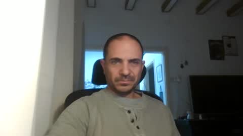 Snapshot of emmagold123 chatting on March 2025 09:27:02 PM Ariel online show from March 2025 09:27:02 PM