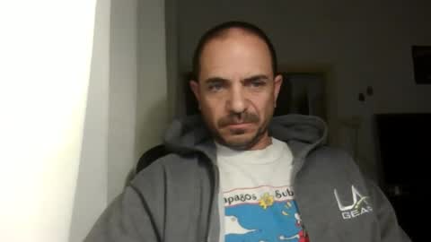 Snapshot of emmagold123 chatting on March 2025 03:24:01 AM Ariel online show from March 2025 03:24:01 AM