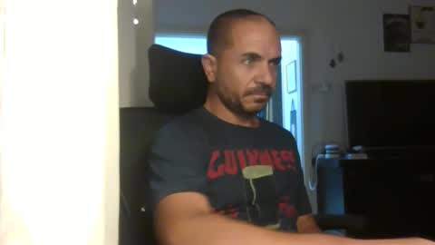 Snapshot of emmagold123 chatting on October 2025 10:25:02 PM Ariel online show from October 2025 10:25:02 PM