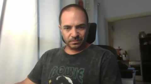 Snapshot of emmagold123 chatting on May 2026 04:07:01 AM Ariel online show from May 2026 04:07:01 AM