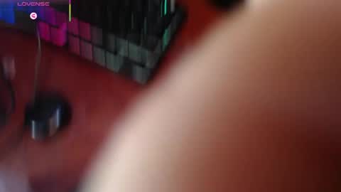 Snapshot of emmahenderson chatting on June 2026 02:10:01 PM Andrea online show from June 2026 02:10:01 PM