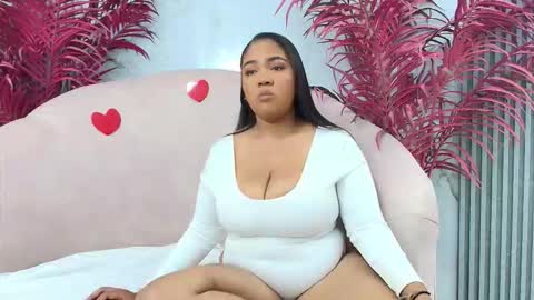 Snapshot of emmalebrun chatting on February 2026 05:15:01 AM Emma online show from February 2026 05:15:01 AM