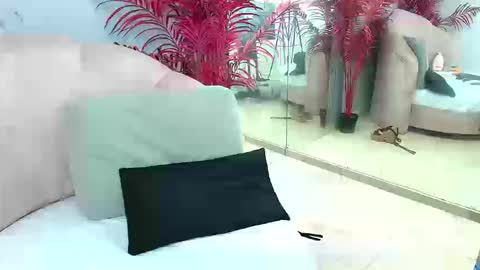 Snapshot of emmalebrun chatting on March 2026 12:55:01 PM Emma online show from March 2026 12:55:01 PM