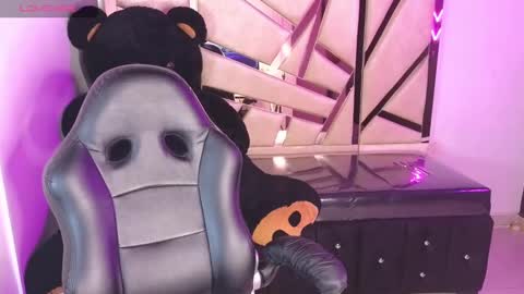 Emma online show from January 2025 10:50:01 AM