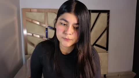 Emma online show from February 2025 04:35:01 PM