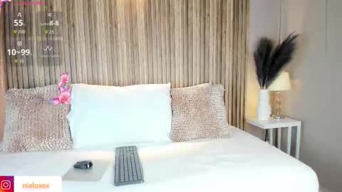 Snapshot of emmamillerr_ chatting on October 2025 11:32:02 AM EmmaMillerr  online show from October 2025 11:32:02 AM