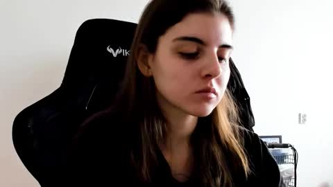 Emma online show from February 2026 09:13:02 AM