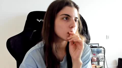 Emma online show from April 2026 01:08:02 PM