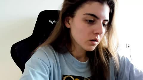 Emma online show from April 2026 08:32:01 AM