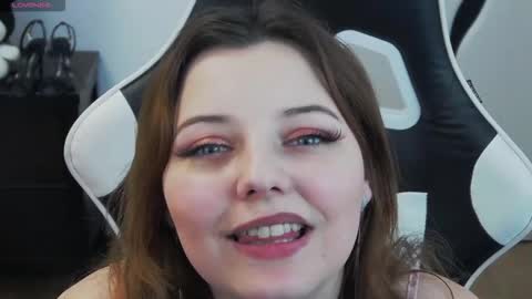 Snapshot of emmamoore12 chatting on March 2026 05:40:01 PM Emma online show from March 2026 05:40:01 PM