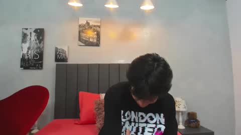 Snapshot of emmanuel_bart chatting on December 2024 04:09:01 AM Emmanuel Bart online show from December 2024 04:09:01 AM