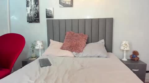 Snapshot of emmanuel_bart chatting on December 2024 05:04:02 PM Emmanuel Bart online show from December 2024 05:04:02 PM