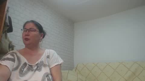 emmasquirt69 online show from February 2025 07:56:01 AM
