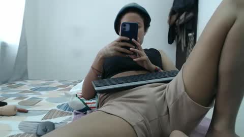 emmasweet95 online show from February 2026 06:05:01 PM