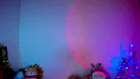 Snapshot of emmaterrestrial chatting on January 2026 04:12:01 PM RH-NEGATIVE GREEN-EYED BAELIEN online show from January 2026 04:12:01 PM