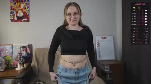 Mia online show from October 2025 03:40:01 AM