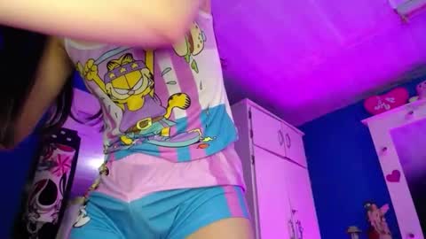 Snapshot of emmaxx7 chatting on October 2025 03:13:01 PM Emma online show from October 2025 03:13:01 PM