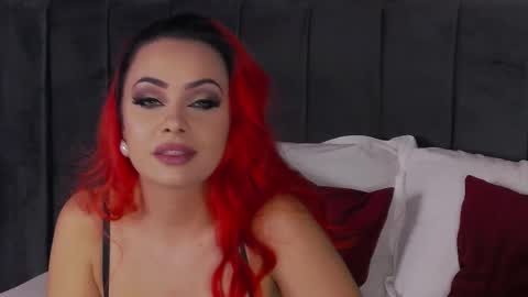 Emm online show from November 2025 05:45:02 AM