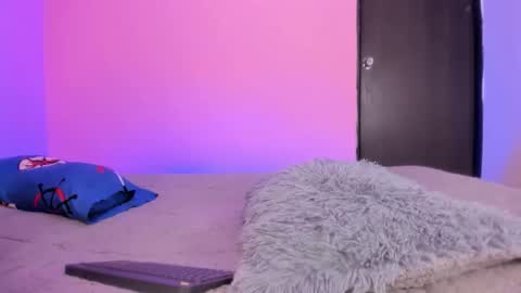 Emmi online show from November 2025 02:55:01 AM