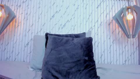 Emmi online show from December 2024 03:22:01 PM