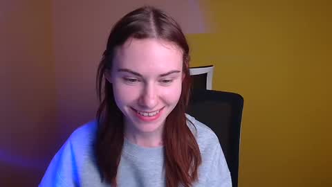 Emmi online show from February 2025 03:15:02 PM