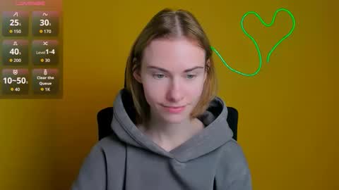 Emmi online show from December 2025 06:42:02 AM