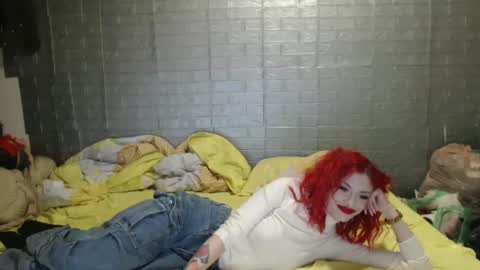 Snapshot of emmily000 chatting on January 2025 11:29:01 PM Emmily000 online show from January 2025 11:29:01 PM