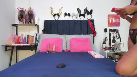          online show from November 2025 01:47:02 PM