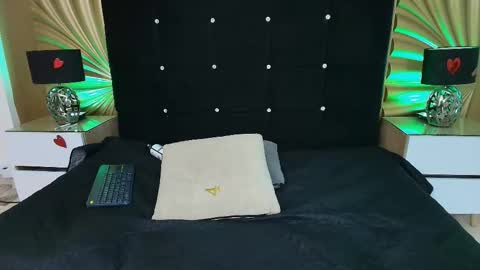 Snapshot of emmily_keller chatting on February 2026 02:02:02 PM Emmily keller online show from February 2026 02:02:02 PM