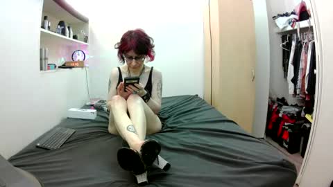 Snapshot of empress_lillth chatting on June 2026 06:39:01 PM Empress Lillth online show from June 2026 06:39:01 PM