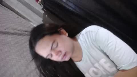 empressrheo online show from December 2025 05:03:02 AM