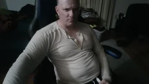 Snapshot of emsguy1 chatting on March 2026 03:43:02 AM Matt online show from March 2026 03:43:02 AM