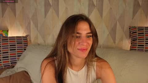 Snapshot of emy__angel chatting on July 2026 07:30:01 AM emy__angel online show from July 2026 07:30:01 AM