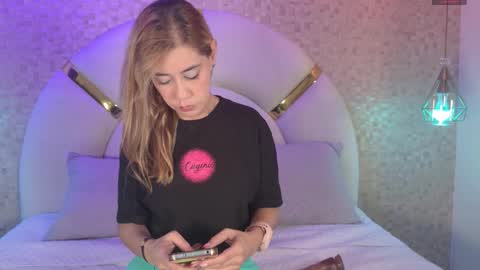 Snapshot of emy_rosse25 chatting on November 2025 11:54:02 AM Emy online show from November 2025 11:54:02 AM