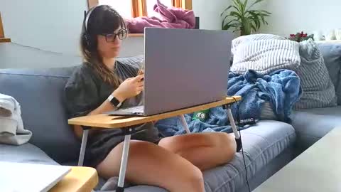 Snapshot of emyxxl chatting on January 2026 02:32:01 PM emyxxl online show from January 2026 02:32:01 PM