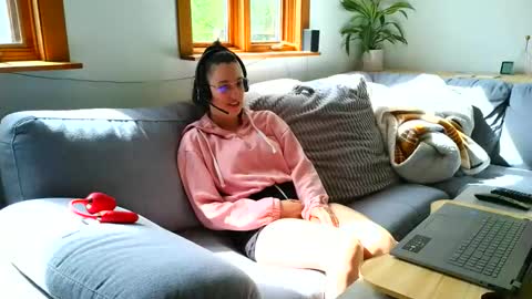 Snapshot of emyxxl chatting on June 2026 01:57:02 PM emyxxl online show from June 2026 01:57:02 PM