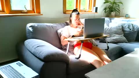 Snapshot of emyxxl chatting on June 2026 12:18:01 PM emyxxl online show from June 2026 12:18:01 PM