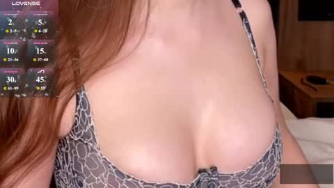 Snapshot of emyylast chatting on April 2026 06:55:01 AM Emy online show from April 2026 06:55:01 AM