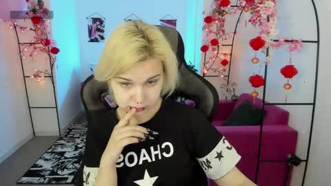endlessdreamm online show from May 2026 08:53:01 AM