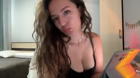 endlessvelour online show from May 2026 07:37:01 AM