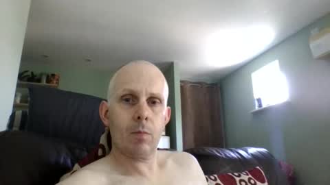 Snapshot of english_sime chatting on June 2026 12:31:02 PM english_sime online show from June 2026 12:31:02 PM