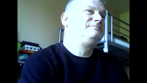 englishguysurrey online show from April 2026 08:28:02 AM