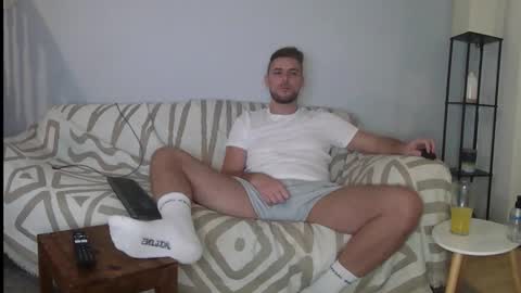 Englishladxxx online show from October 2025 01:39:03 AM
