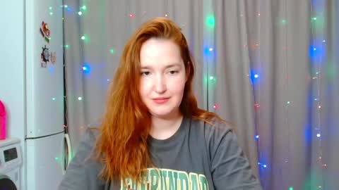 Snapshot of enorolve chatting on December 2024 03:39:01 AM Horny Mary online show from December 2024 03:39:01 AM