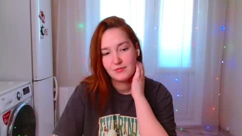 Snapshot of enorolve chatting on January 2025 01:24:02 PM Horny Mary online show from January 2025 01:24:02 PM